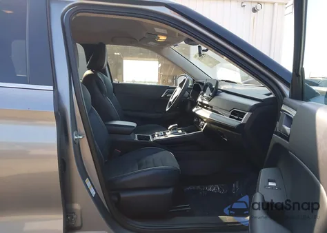 2024 Mitsubishi Outlander Se 2.5 S-Awc/Se Black Edition S-Awc/Se Black Edition W/Pano Roof S-Awc/Se Ralliart S-Awc z USA, uszkodzony, nr VIN JA4J4VA82RZ037001